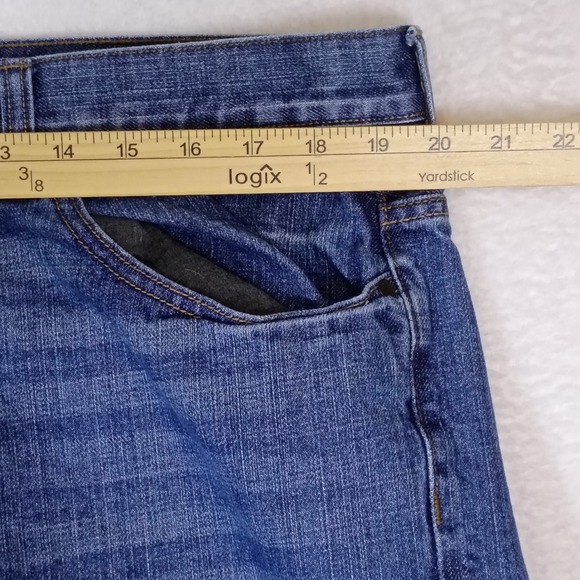 Vintage Chaps Jeans Mens Size 40x32 Straight Fit Blue Denim Relaxed Casual - Picture 4 of 16